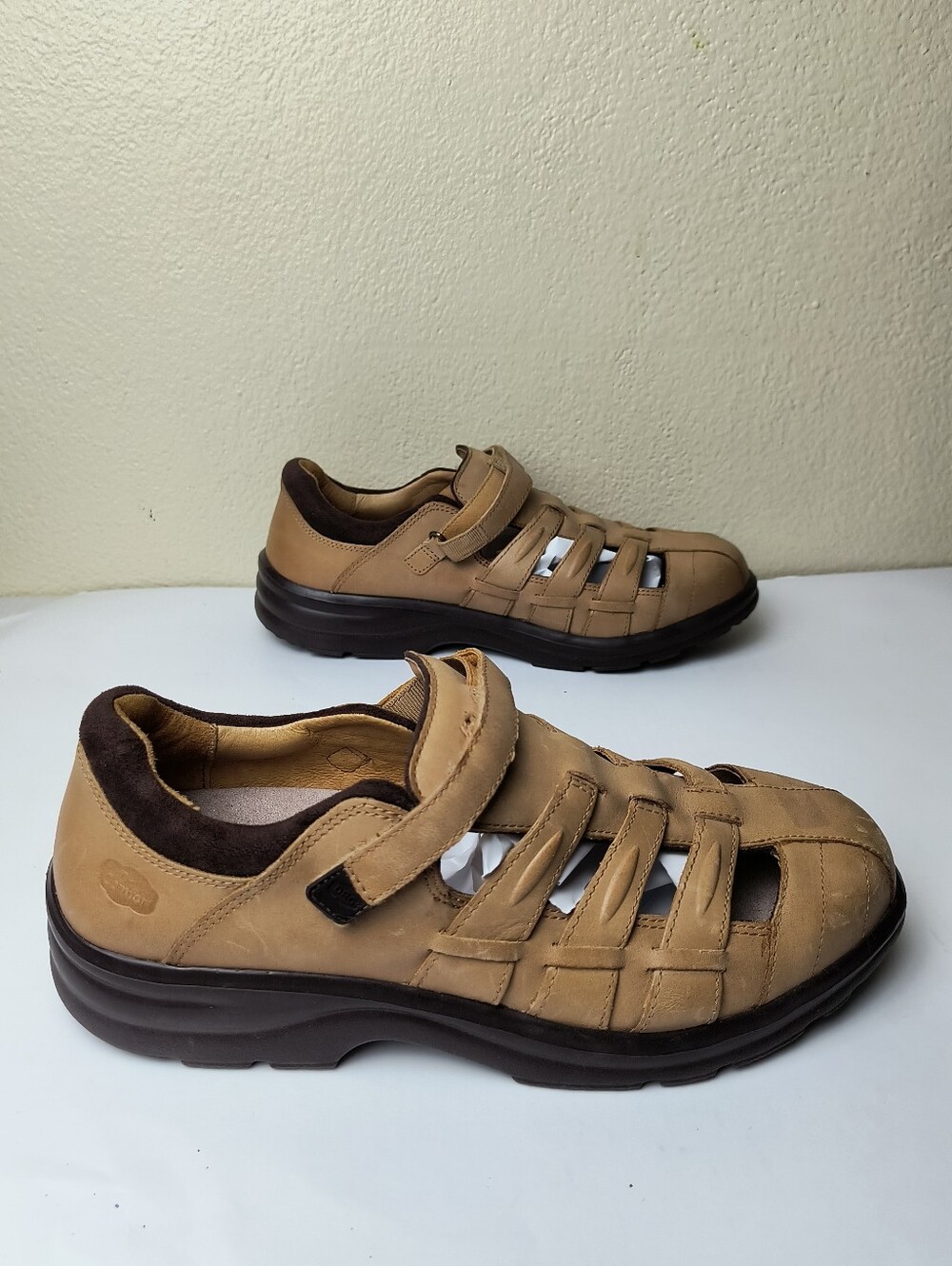 Dr. Comfort Breeze Closed-Toe Fisherman Sandals in Tan with Hook-and-Loop Strap